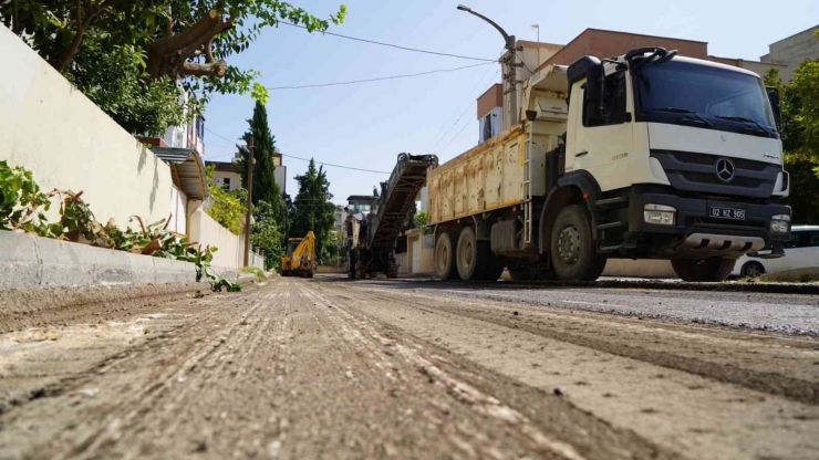 Alitaşı Mahallesinde Freze Çalışması Başladı