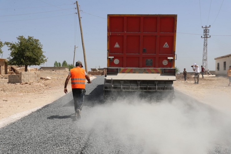 Haliliye’de Asfaltlama Çalışmaları Devam Ediyor