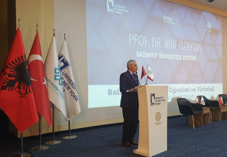 Rektör Prof Dr. Özaydın Arnavutluk’ta Türkoloji Sempozyumuna Katıldı