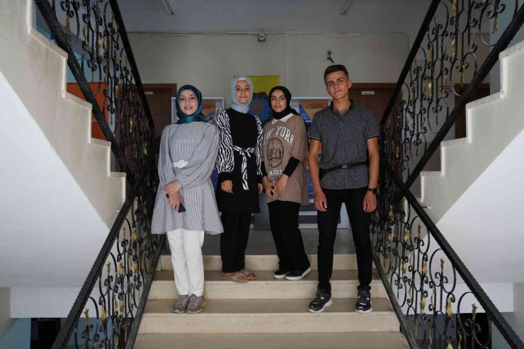 Diyarbakır’da 800 Öğrenci Akademi Lise İle Üniversiteli Oldu