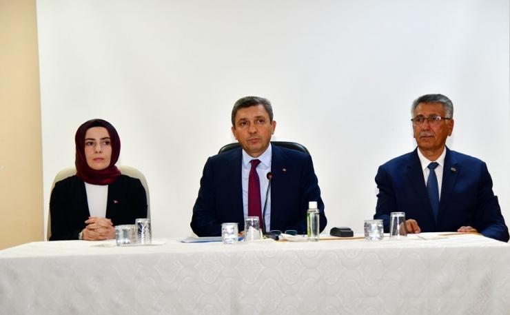 İki Organize Sanayi Yazıhan’ı Kalkındıracak