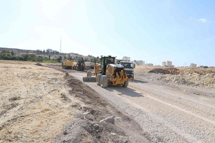 Haliliye’de Yeni Yol Açma Çalışmaları Sürüyor