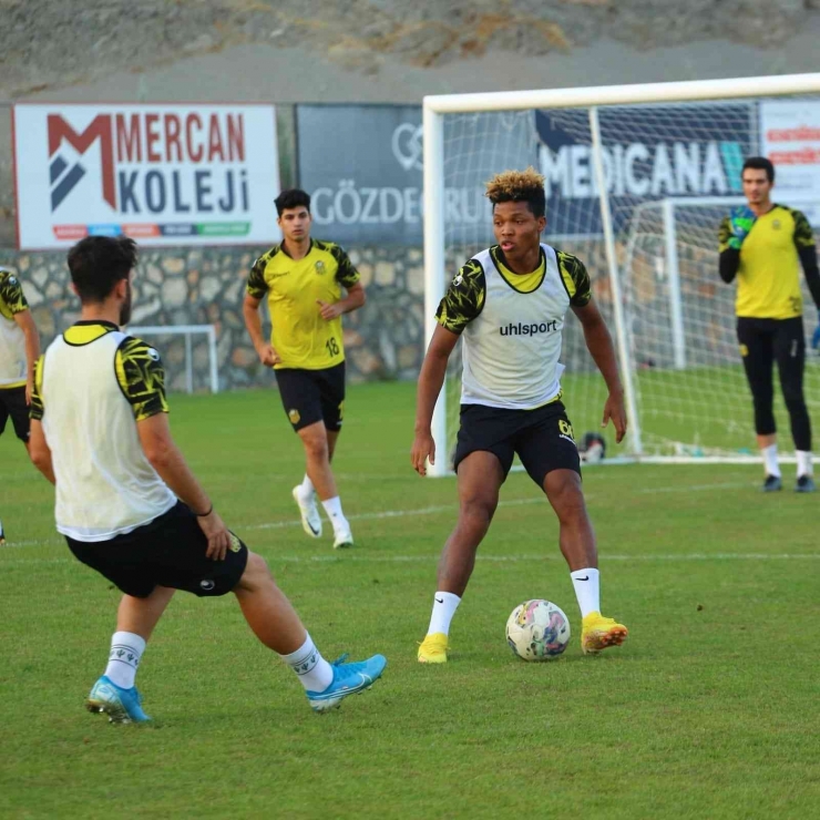 Yeni Malatyaspor Altay Maçı Hazırlıklarını Sürdürdü