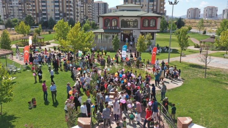 Yeşilyurt’ta Eğitime Dokunuş