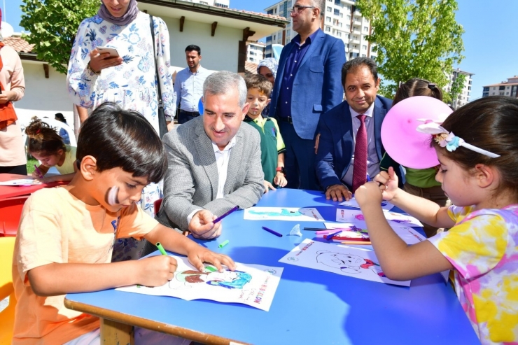 Yeşilyurt’ta Eğitime Dokunuş