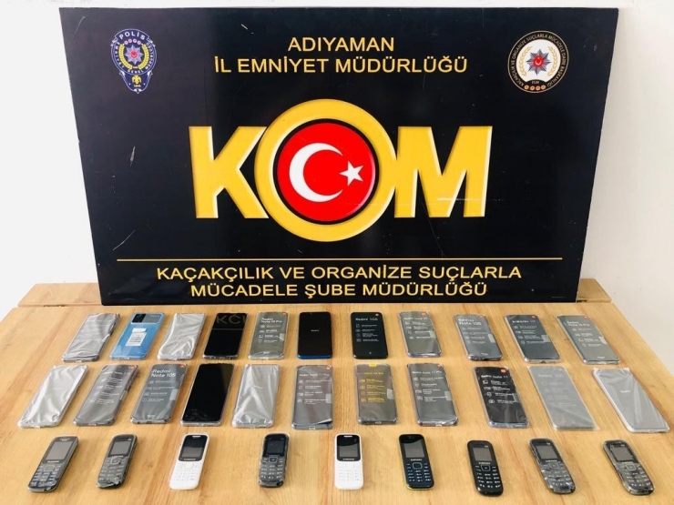 Kaçak Telefonlarla Yakalanan 3 Şahıs Gözaltına Alındı