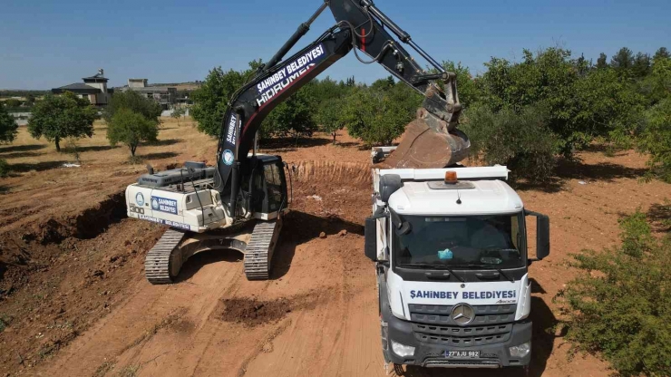 Şahinbey’de Çiftçiye Yol Desteği