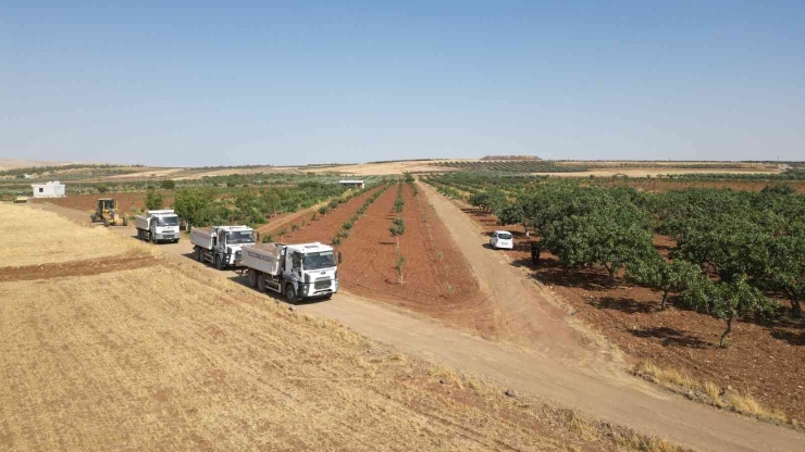 Şahinbey’de Çiftçiye Yol Desteği