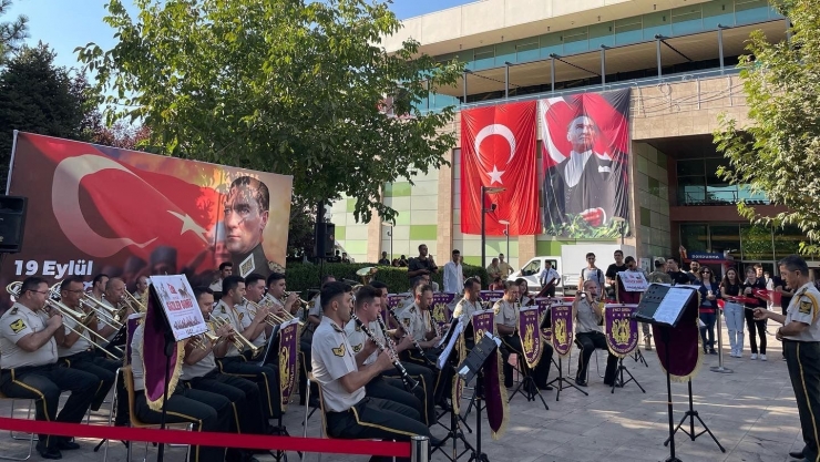 Malatya Park Avm’de Gaziler Günü Etkinliği