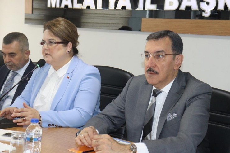 Bakan Yanık Malatya’da Temaslarda Bulunuyor