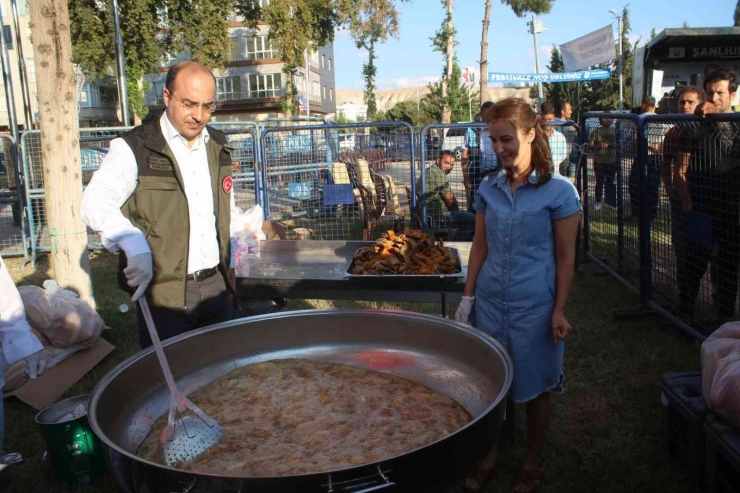 Kelaynak Ve Balcan Festivalinde 3 Bin Kişiye Balık Ekmek İkram Edildi