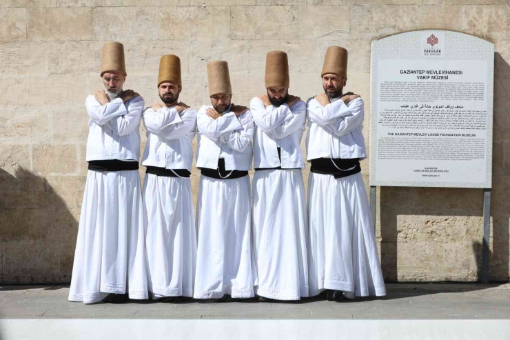 Gazikültür, Hz. Mevlana’yı Etkinliklerle Anıyor