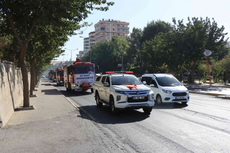 Şanlıurfa İtfaiyesinden Kortej Geçişi