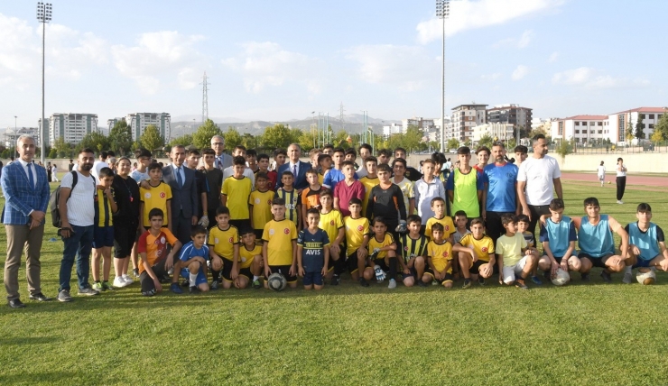 Amatör Spor Haftası Tören İle Başladı