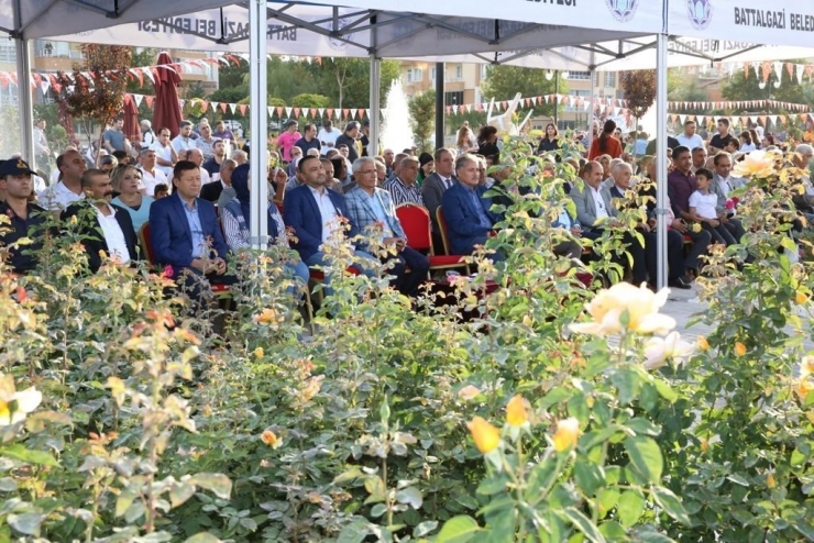 Battalgazi’de Gül Bahçesi Hizmete Açıldı