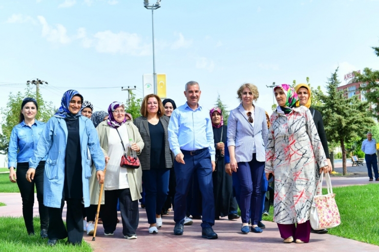 Yeşilyurt’ta Sağlık İçin Yüründü