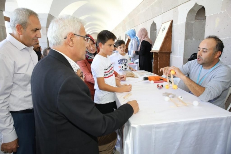 Güder: “bilim Şenliği’ni Battalgazi’de Geleneksel Hale Getirdik”