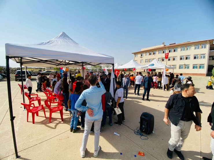 Diyarbakır’da İlk ‘köy Bilim Festivali’ Coşkuyla Başladı