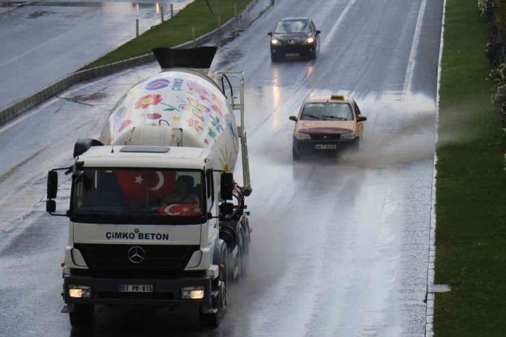 Malatya’da Sağanak Yağış Etkili Oldu