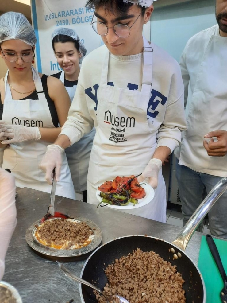 Gaziantep Mutfağını Dünyaya Tanıtacaklar