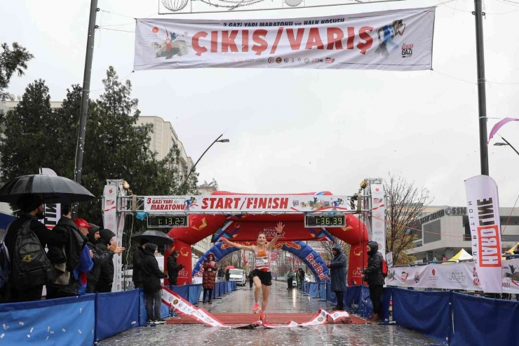 4. Gazi Yarı Maratonu Başlıyor
