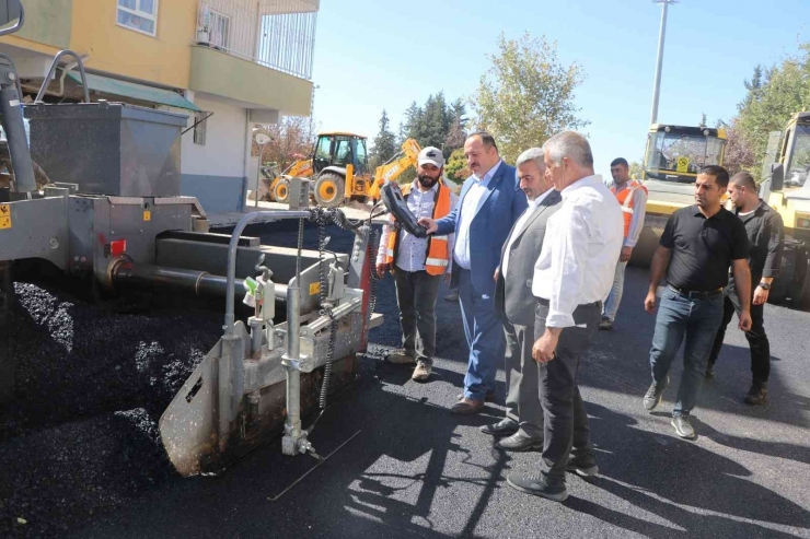 Hürriyet Mahallesinde Asfalt Çalışmaları Başladı