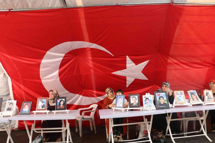 Yüreği Yanık Anneden Oğluna ‘teslim Ol’ Çağrısı