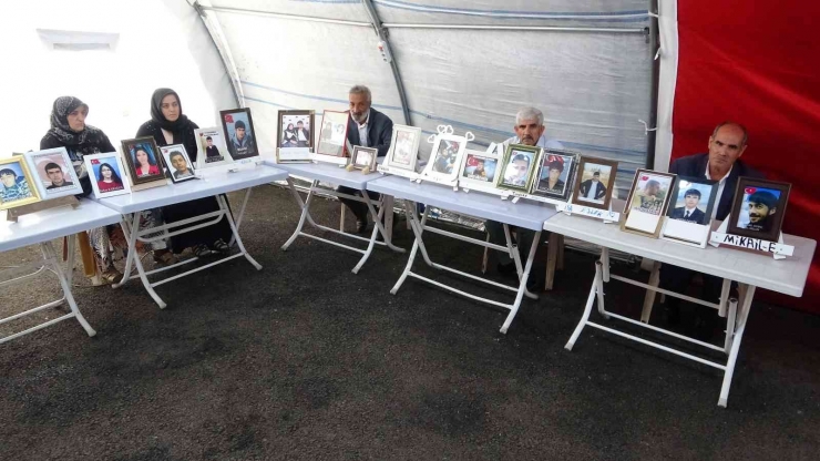 Terör Mağduru Aileler Evlatlarının Yolunu Gözlüyor