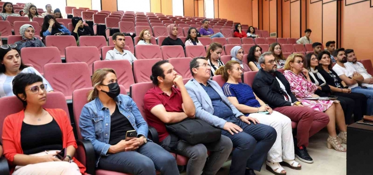 Gaün Güzel Sanatlar Fakültesi Öğrencilerine Oryantasyon Programı