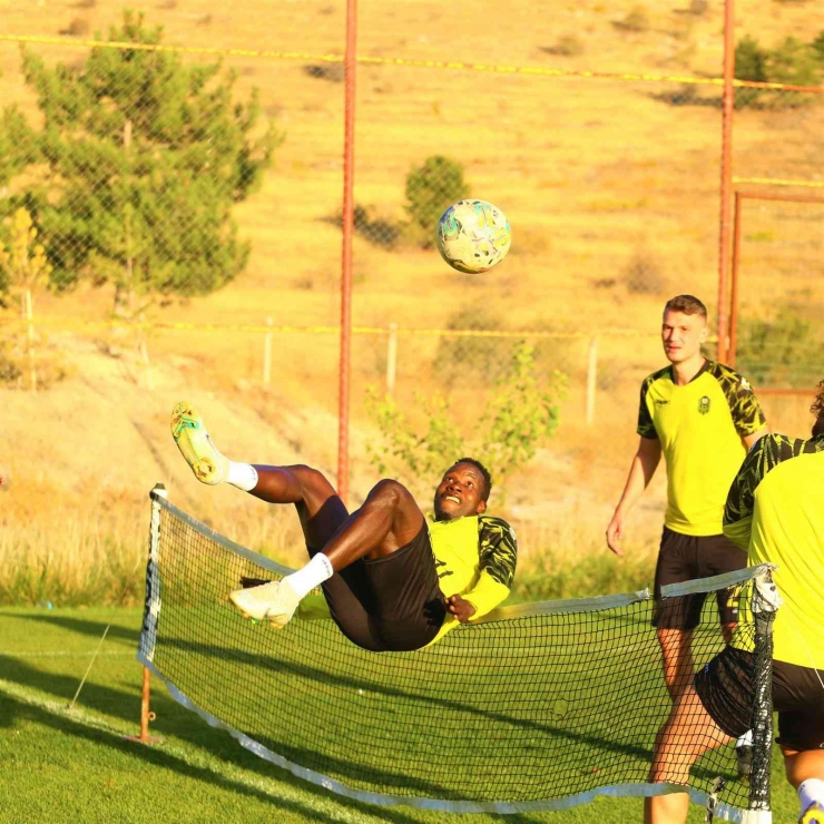 Yeni Malatyaspor, Göztepe Maçı Hazırlıklarını Sürdürdü