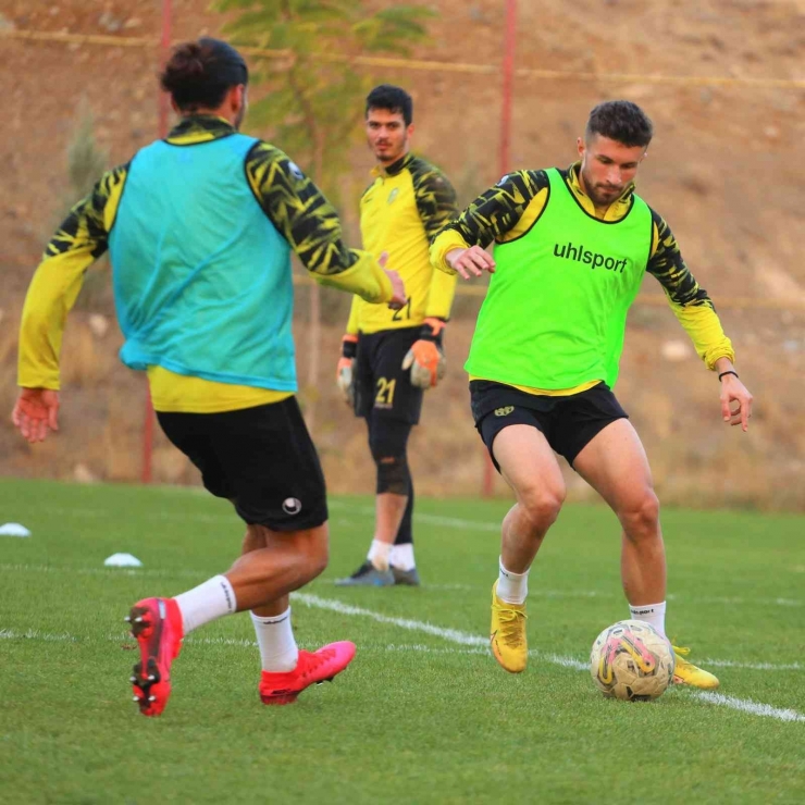 Yeni Malatyaspor, Göztepe Maçı Hazırlıklarını Sürdürdü