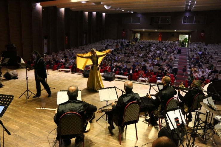 “asya’dan Avrupa’ya” Türk Dünyası Müzik Topluluğu Konseri Düzenlendi