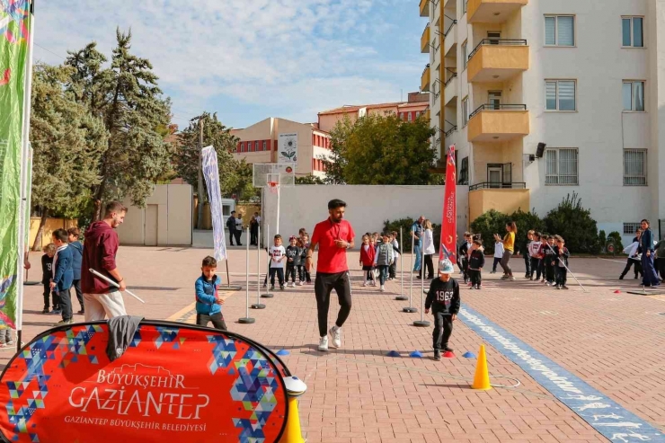 Özel Kolejde Cumhuriyet Şenlikleri