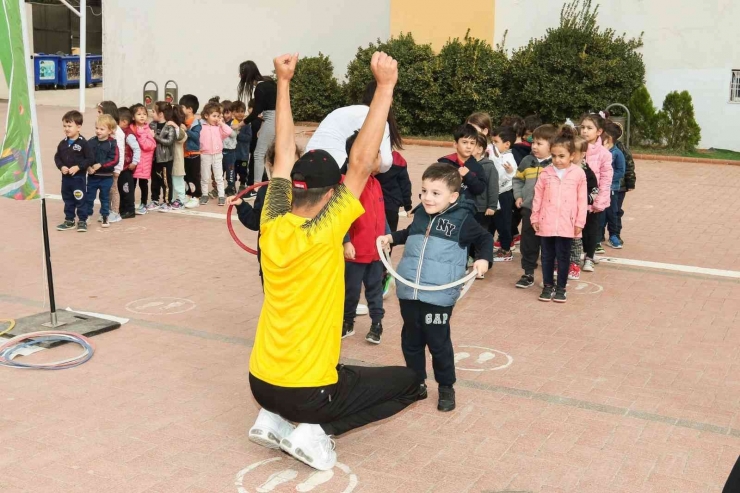 Özel Kolejde Cumhuriyet Şenlikleri