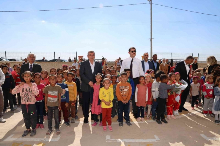 Şanlıurfa’da ’’bir Çatı Bir Fırça’’ Projesinin Açılışı Yapıldı