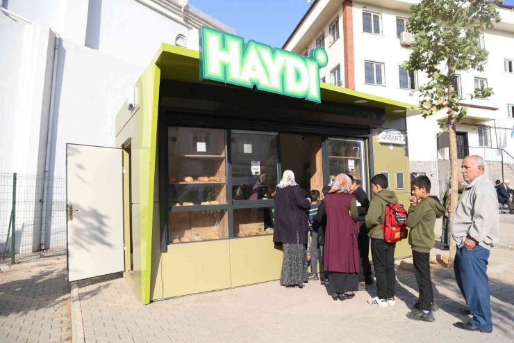 Haydi Büfeleri, 45 Günde 1 Milyon Ekmek Satışına Ulaştı