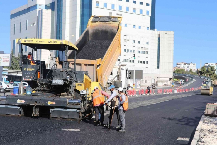 Abide Kavşağında Asfalt Çalışması