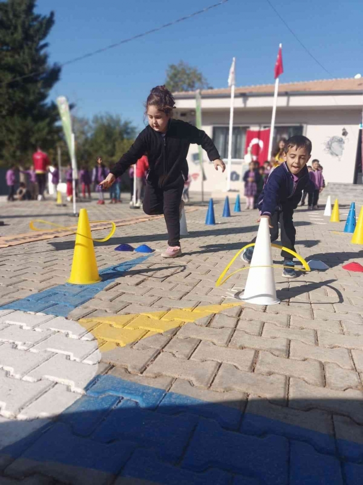 ’’bu Okulda Şenlik Var’’ Projesinde 52 Bin Öğrenciye Ulaşıldı