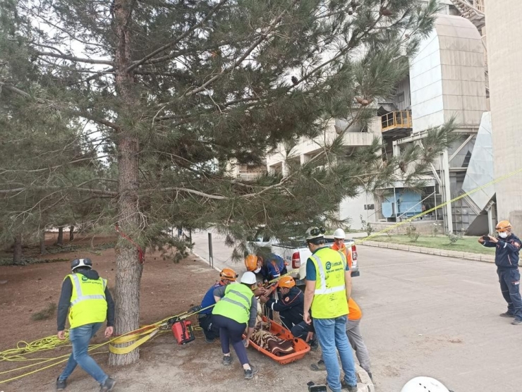 Diyarbakır Afad’tan Çimento Fabrikasına Acil Durum Tatbikatı