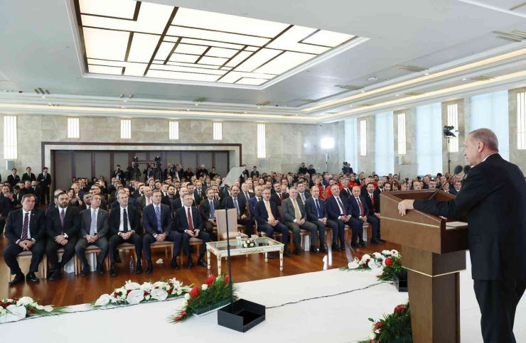 Cumhurbaşkanı Erdoğan’a Gaziantep Fk Forması