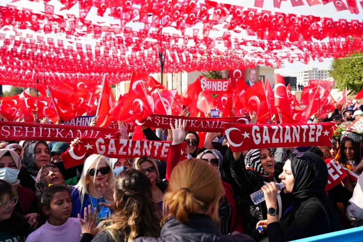 Cumhurbaşkanı Erdoğan’dan Kentsel Dönüşüm Projesine Övgü