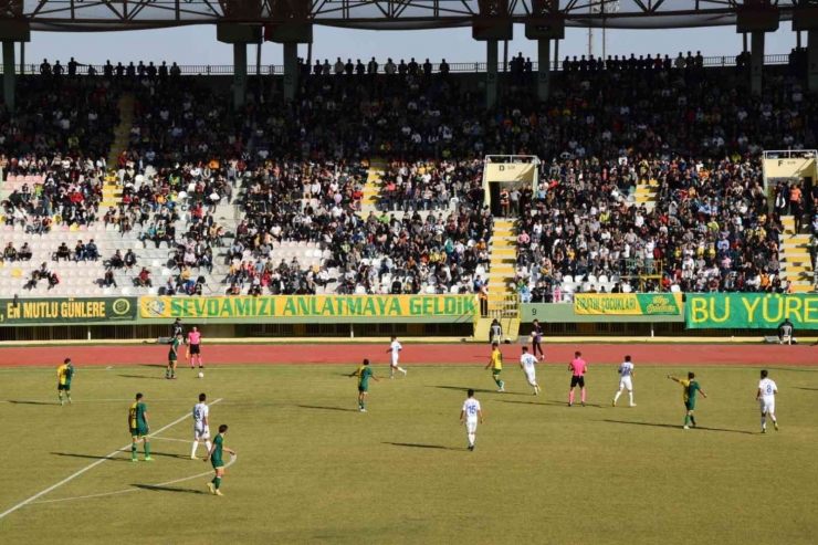 Hilvanlı Çocuklar İlk Defa Tribünde Maç İzledi