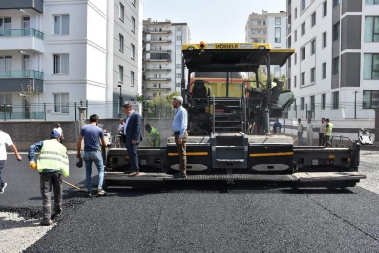 Havaların Soğumasıyla Bağlar İlçesinde Asfalt Çalışmaları Tamamlandı