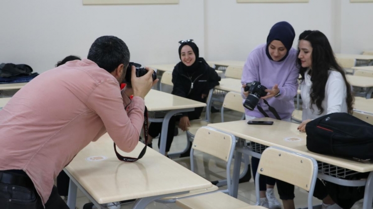 Geleceğin Gazetecilerine Uygulamalı Eğitim