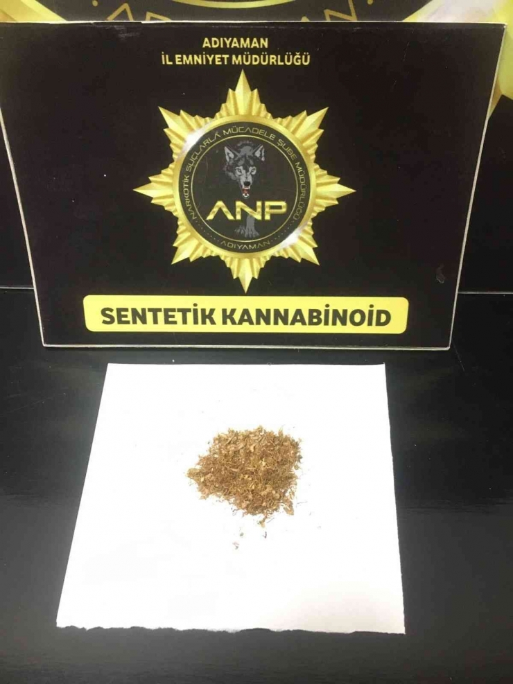 Narko Ekipler, Zehir Tacirlerine Göz Açtırmıyor