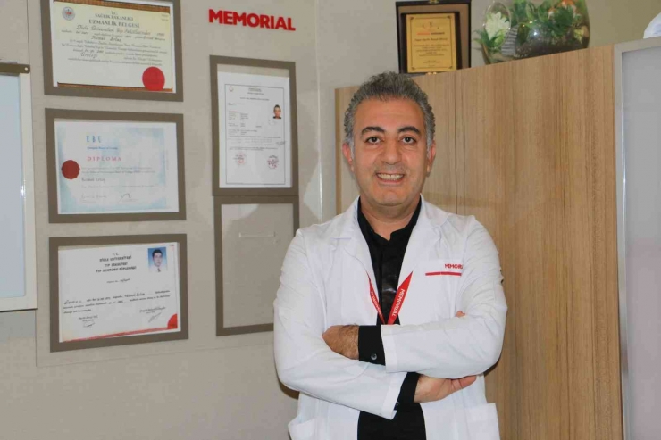 Mide Şikayeti Üzerine Hastaneye Gitti, Böbreğinde 60 Santim Kist Çıktı