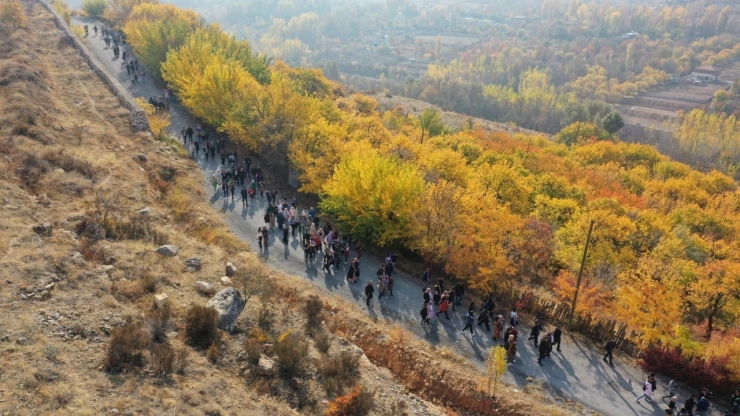 300 Üniversiteli Yeşilyurt’ta