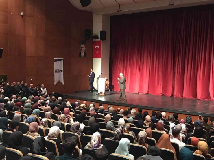 ‘başarı Bedel İster’ Konferansına Yoğun İlgi