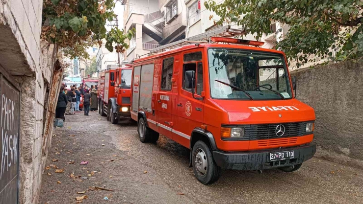 Yangında Dumandan Etkilenen 4 Yaşındaki Ebrar Kurtarılamadı