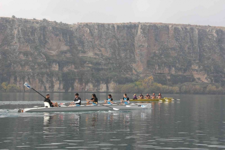 Türkiye’nin İlk Kürek Maratonu Adıyaman’da Başladı